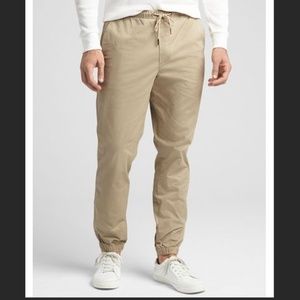 Gap Kahki joggers